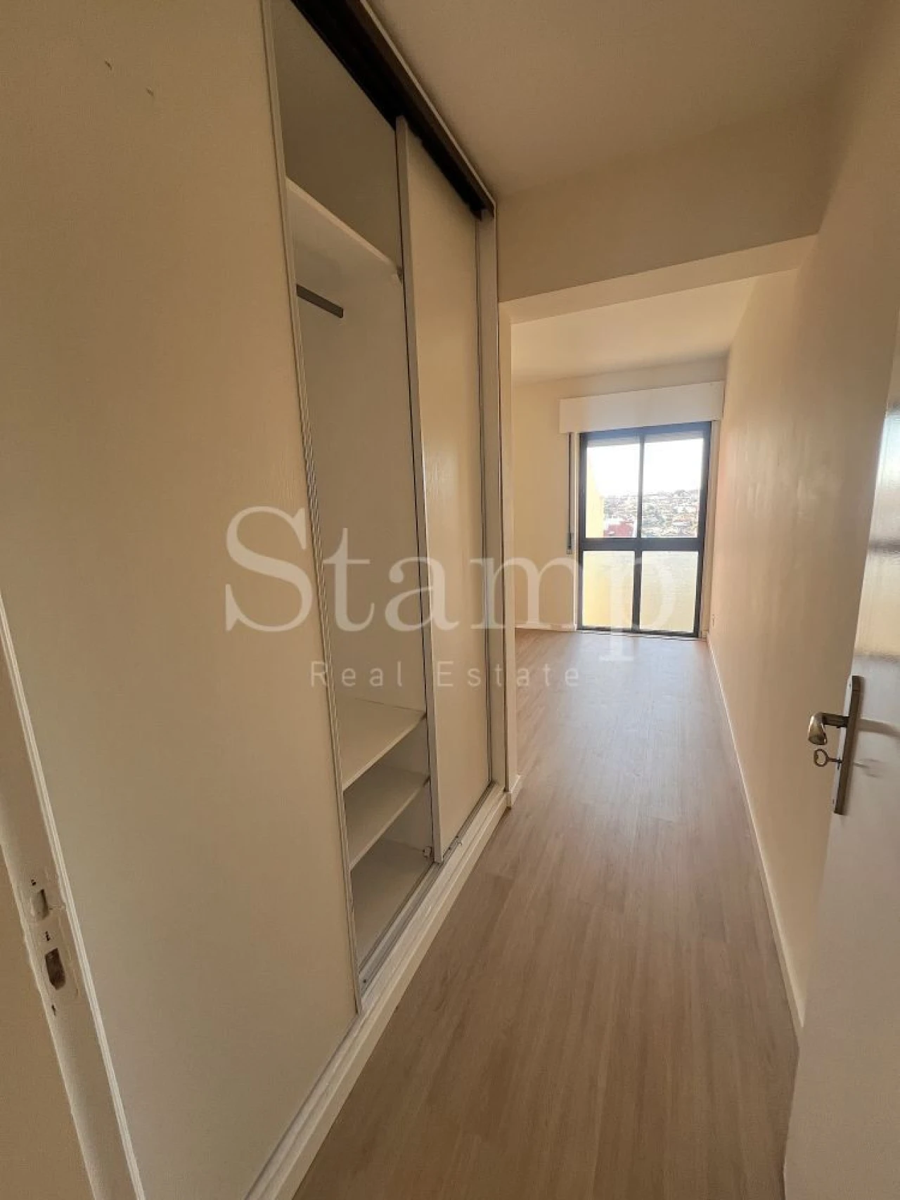 Apartamento T2 para Venda em Algueirão-Mem Martins Foto 8