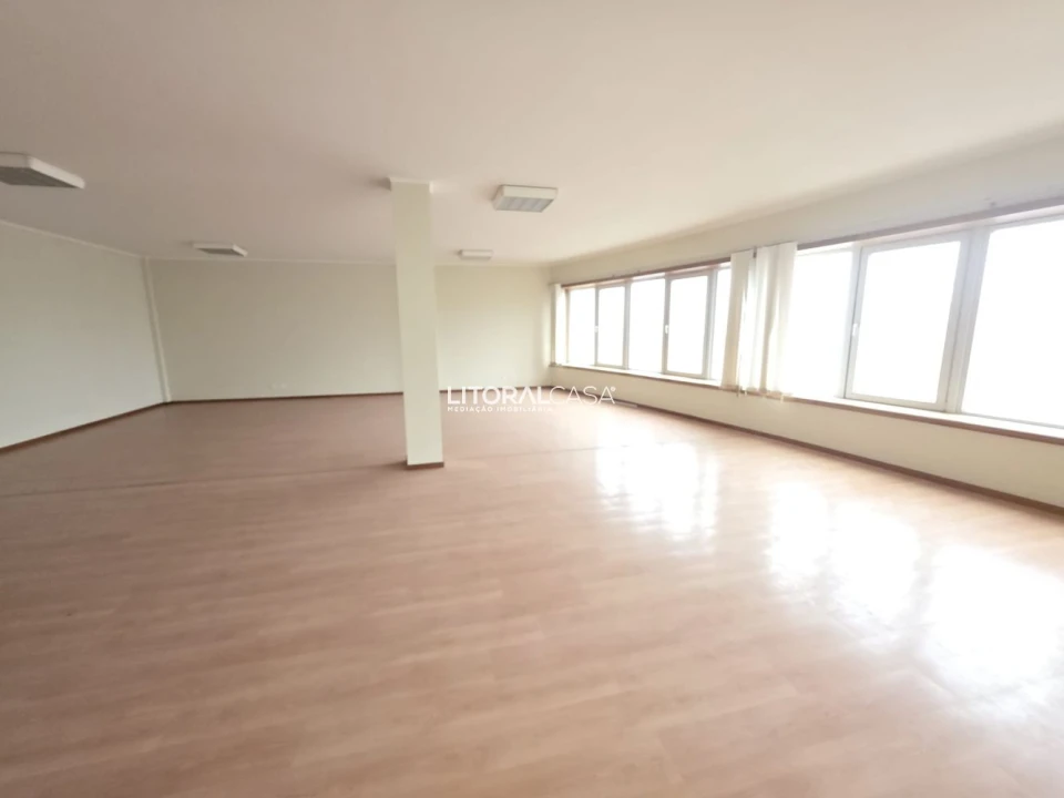 Loja para Venda em Gafanha da Nazaré Foto 9