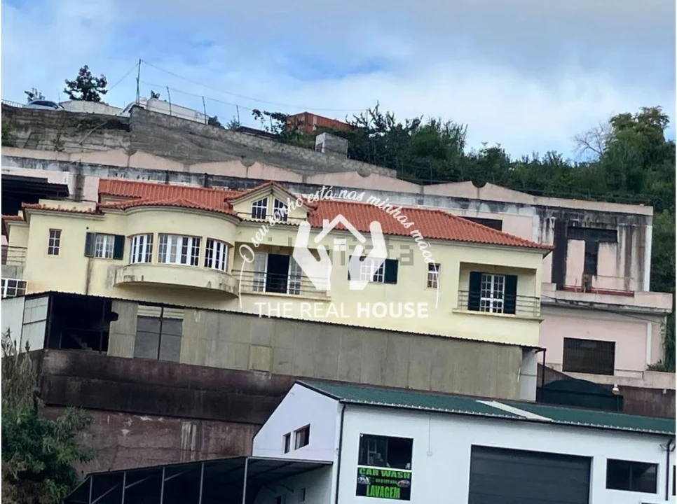 Moradia T3 para Venda em Canhas Foto 42