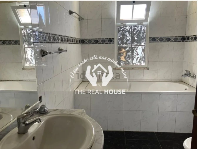 Moradia T3 para Venda em Canhas Foto 14