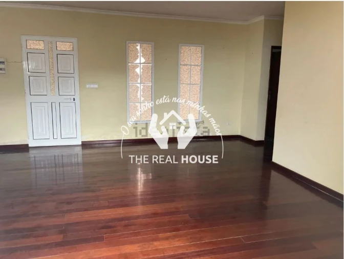 Moradia T3 para Venda em Canhas Foto 8