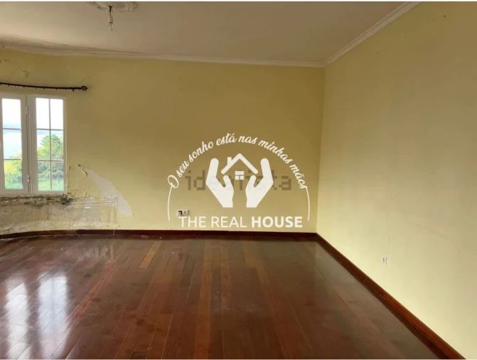 Moradia T3 para Venda em Canhas Foto 7