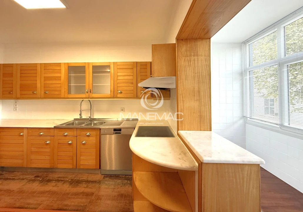 Apartamento T3 para Venda em Oliveira do Douro Foto 27