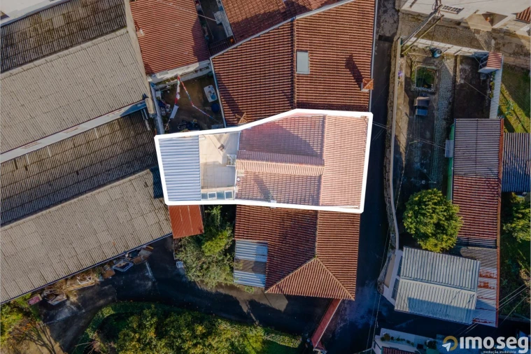 Moradia T2 para Venda em Urgezes Foto 15