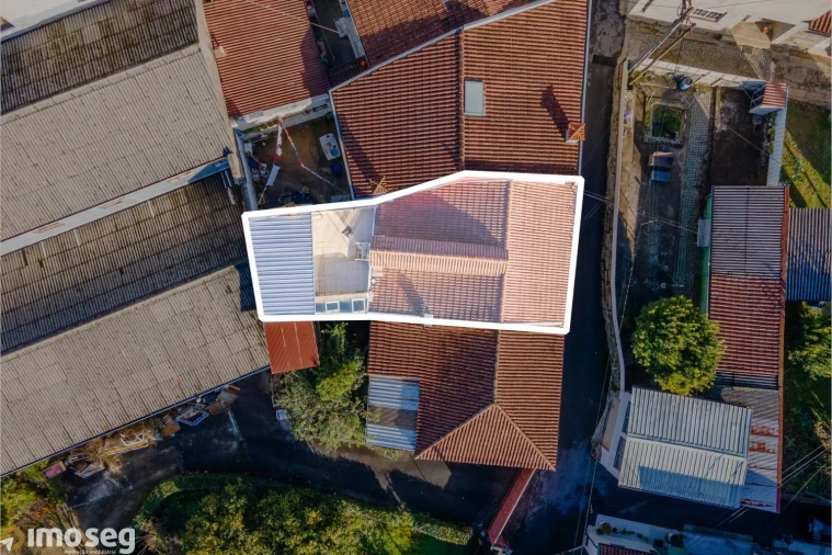 Moradia T2 para Venda em Urgezes Foto 15