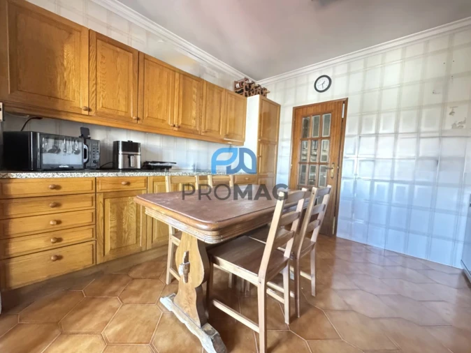 Apartamento T4 para Venda em Rio Tinto Foto 17