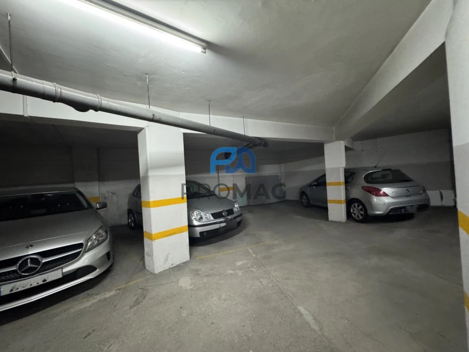 Apartamento T4 para Venda em Rio Tinto Foto 57