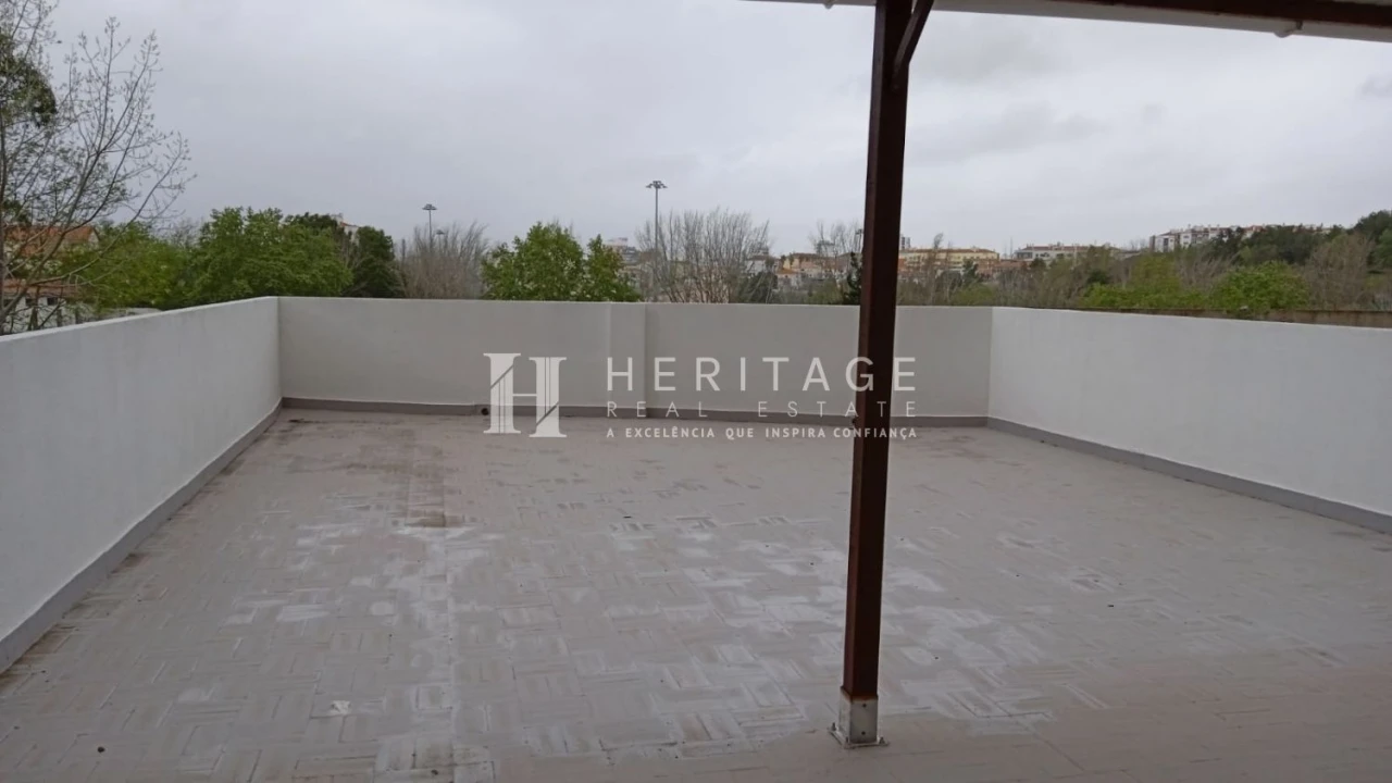 Loja para Venda em Alto do Seixalinho, Santo André e Verderena Foto 4