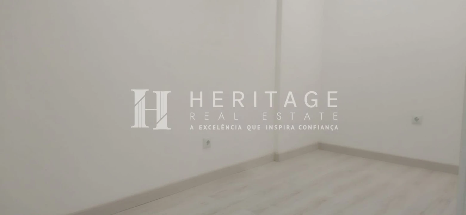 Loja para Venda em Corroios Foto 7