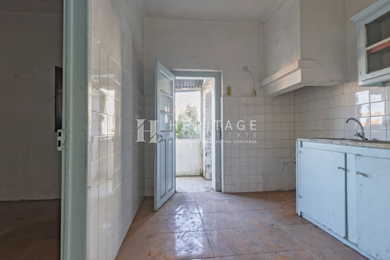 Moradia T1 para Venda em Baixa da Banheira e Vale da Amoreira Foto 6