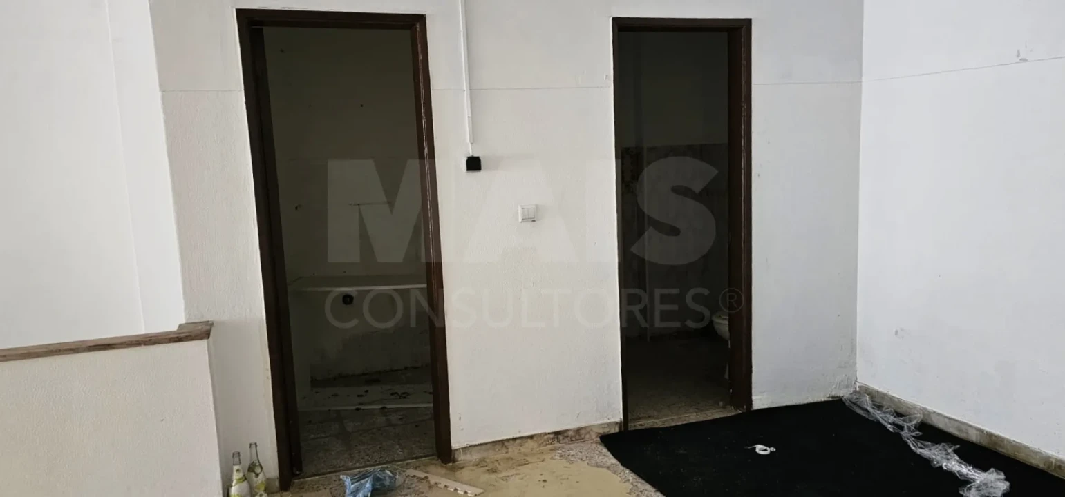 Loja para Venda em Póvoa de Santa Iria e Forte da Casa Foto 9