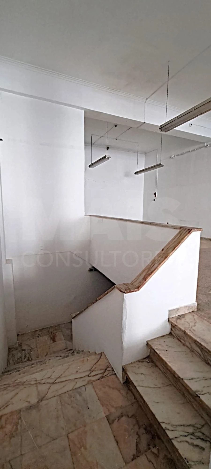 Loja para Venda em Póvoa de Santa Iria e Forte da Casa Foto 4