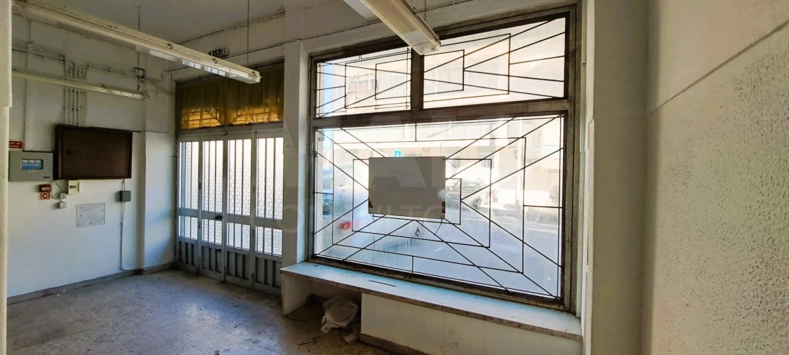 Loja para Venda em Póvoa de Santa Iria e Forte da Casa Foto 5