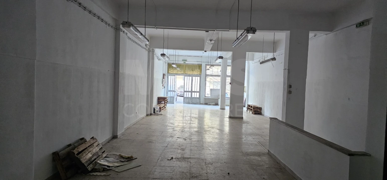 Loja para Venda em Póvoa de Santa Iria e Forte da Casa Foto 11