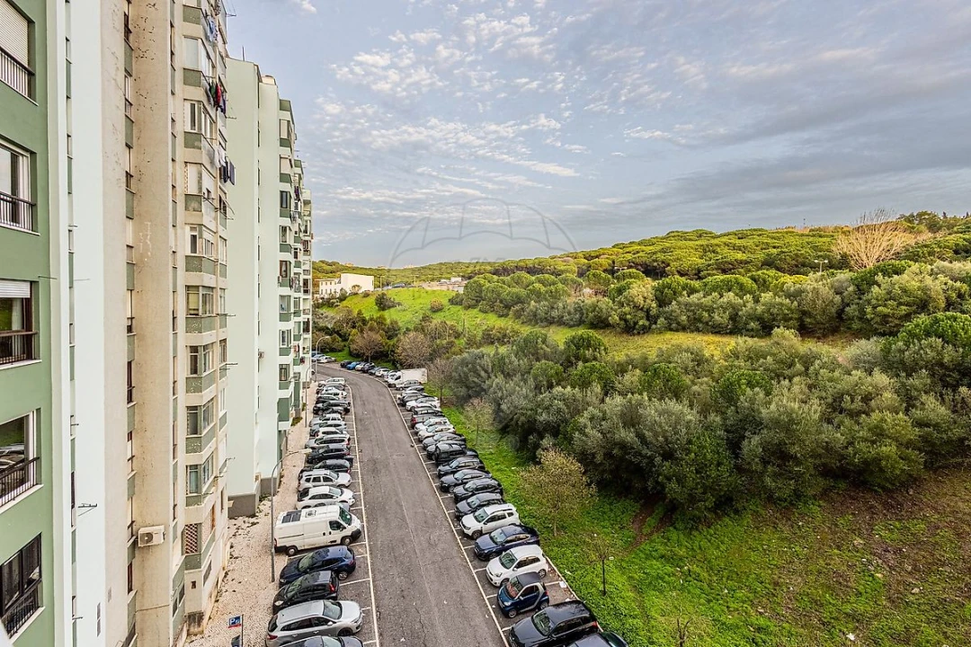 Apartamento T4 para Venda em Algés, Linda-A-Velha e Cruz Quebrada-Dafundo Foto 25