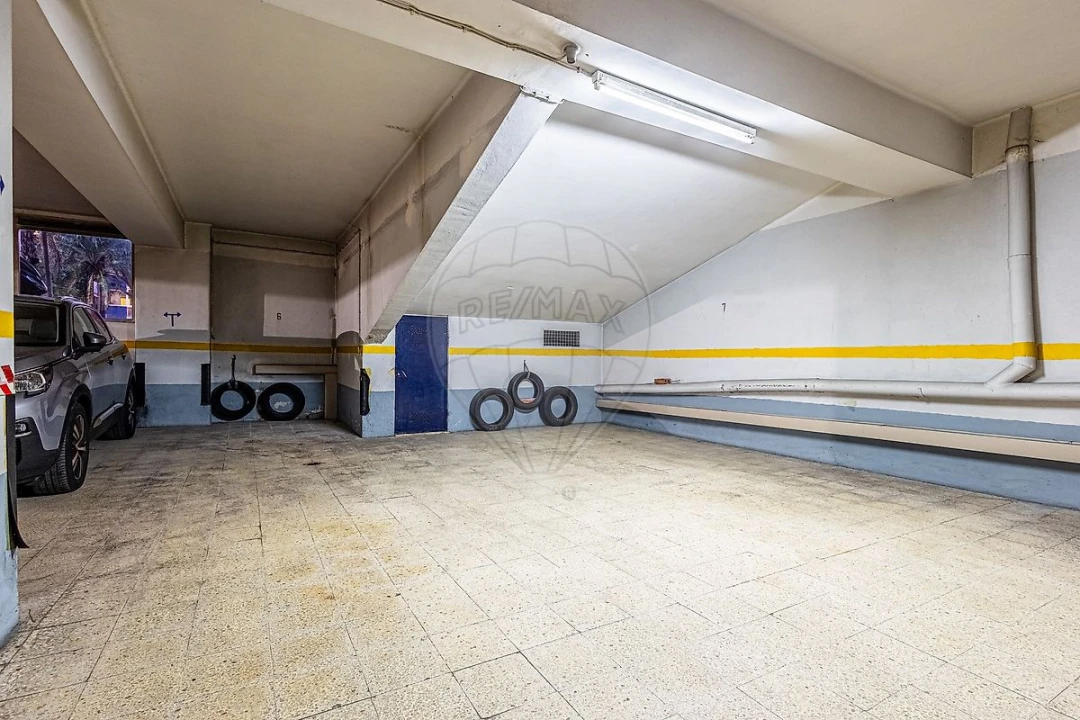 Apartamento T4 para Venda em Algés, Linda-A-Velha e Cruz Quebrada-Dafundo Foto 46