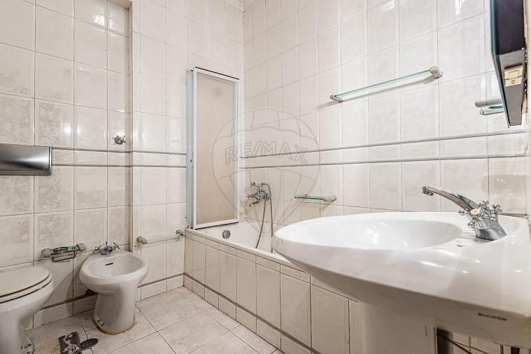 Apartamento T4 para Venda em Algés, Linda-A-Velha e Cruz Quebrada-Dafundo Foto 40