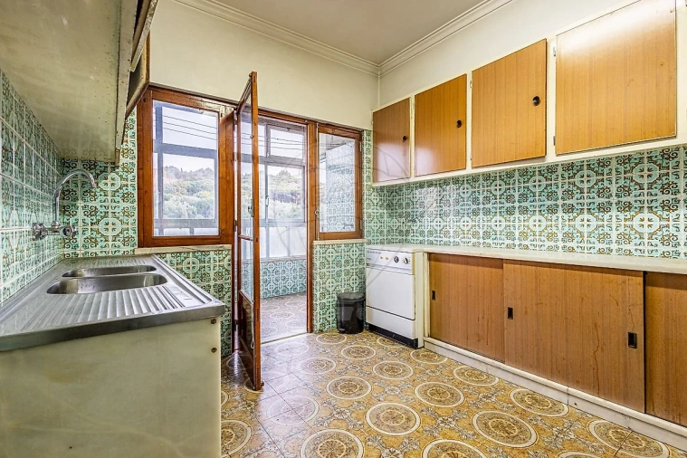 Apartamento T4 para Venda em Algés, Linda-A-Velha e Cruz Quebrada-Dafundo Foto 19