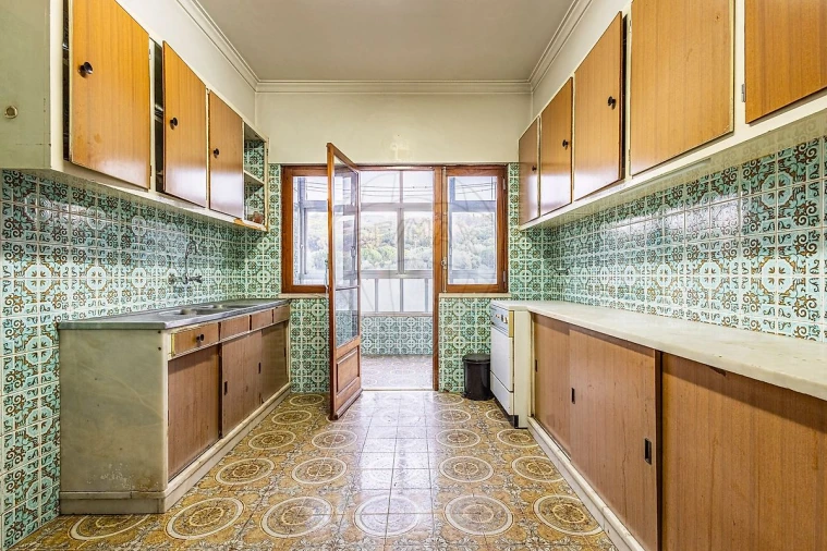 Apartamento T4 para Venda em Algés, Linda-A-Velha e Cruz Quebrada-Dafundo Foto 16