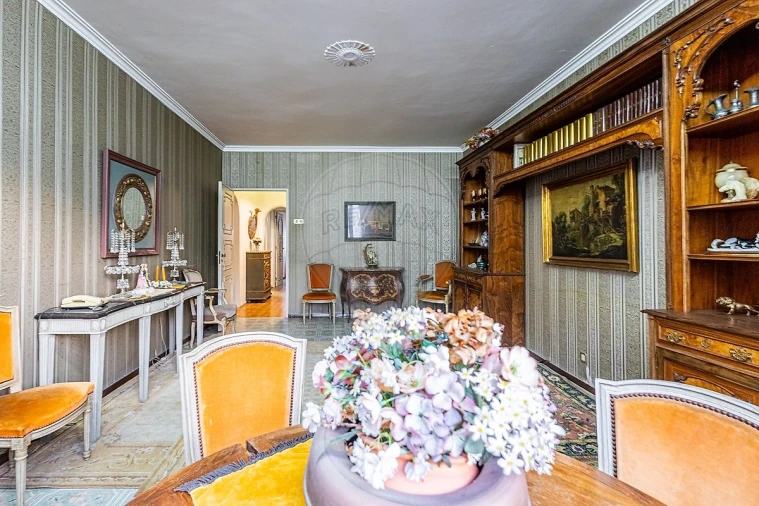 Apartamento T4 para Venda em Algés, Linda-A-Velha e Cruz Quebrada-Dafundo Foto 9