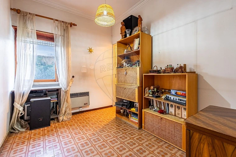 Apartamento T4 para Venda em Algés, Linda-A-Velha e Cruz Quebrada-Dafundo Foto 27