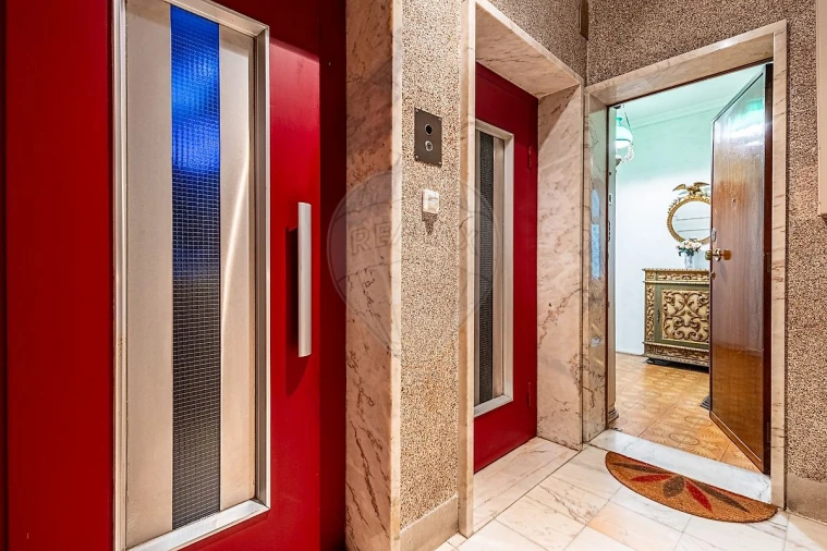 Apartamento T4 para Venda em Algés, Linda-A-Velha e Cruz Quebrada-Dafundo Foto 7