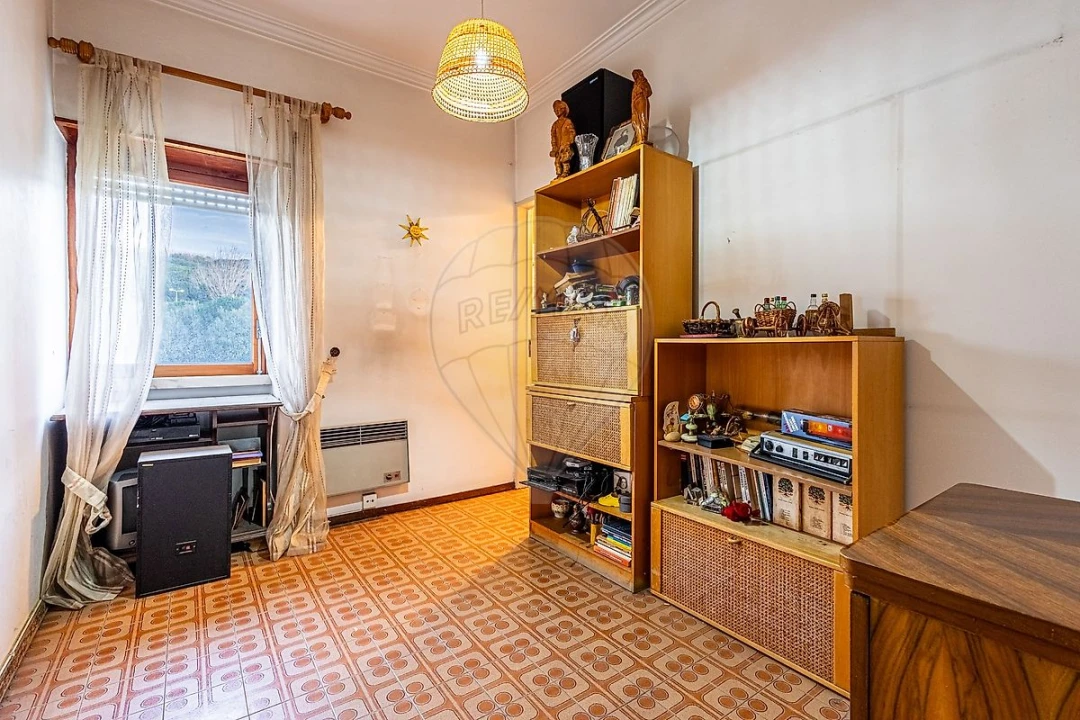 Apartamento T4 para Venda em Algés, Linda-A-Velha e Cruz Quebrada-Dafundo Foto 27