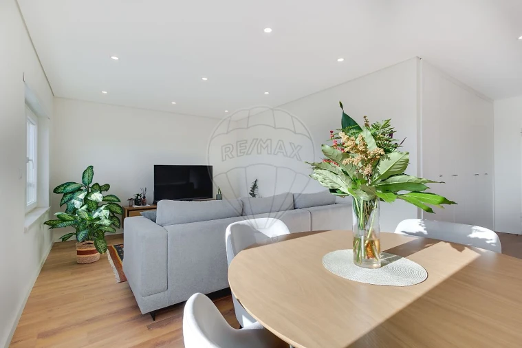 Apartamento T2 para Venda em Vialonga Foto 11