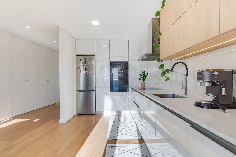 Apartamento T2 para Venda em Vialonga Foto 8