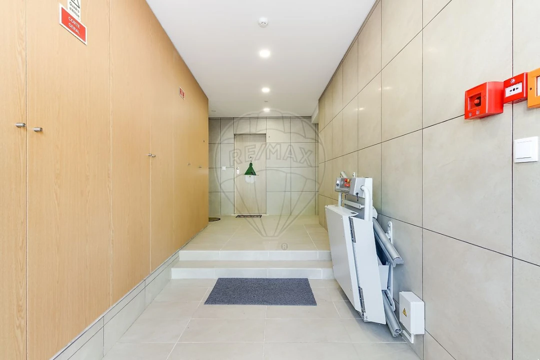 Apartamento T2 para Venda em Vialonga Foto 29