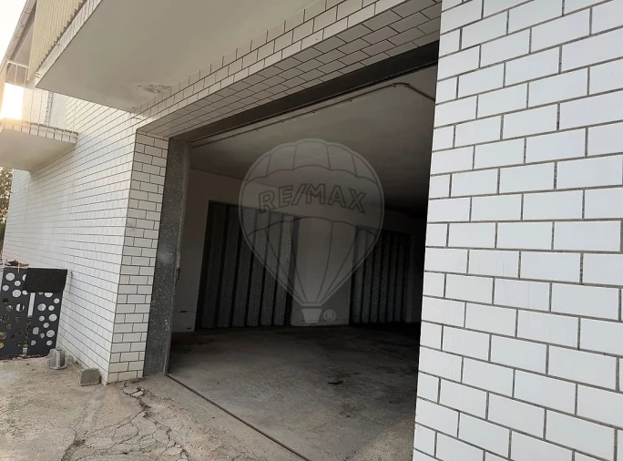 Armazém para Venda em Macieira de Cambra Foto 8