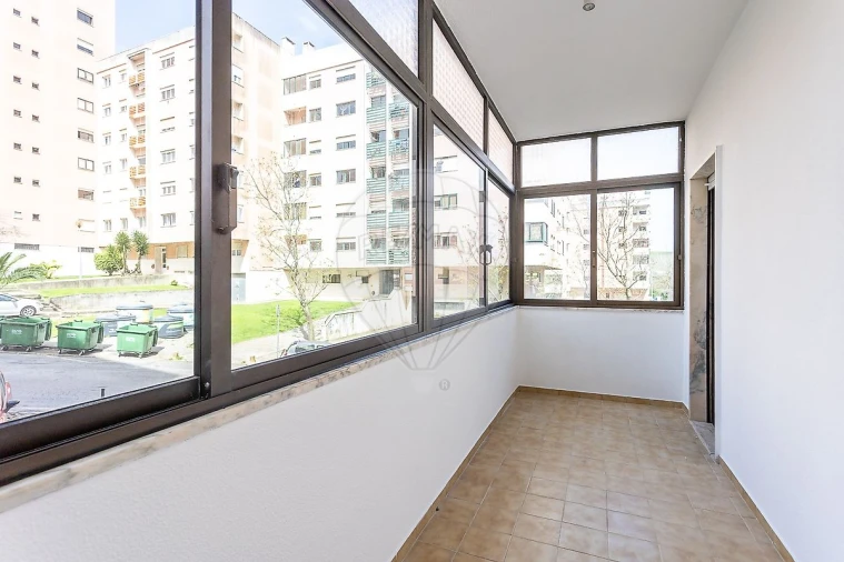 Apartamento T3 para Arrendamento em Cacém e São Marcos Foto 6