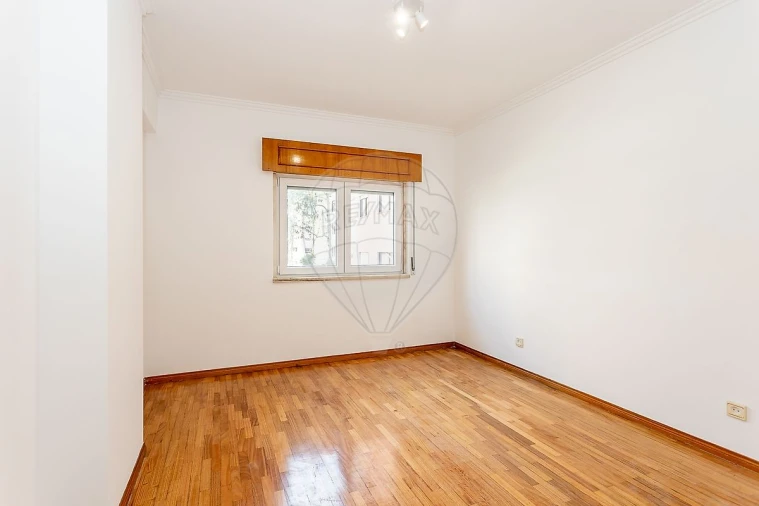 Apartamento T3 para Arrendamento em Cacém e São Marcos Foto 15