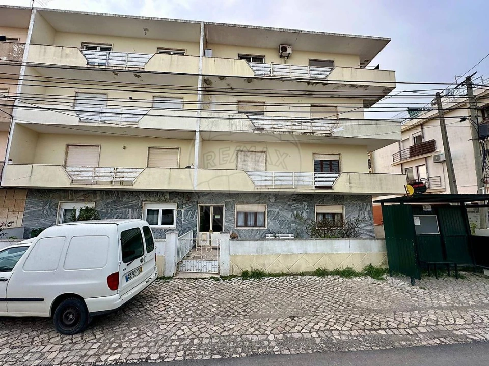 Apartamento T3 para Venda em Sesimbra (Castelo) Foto 3