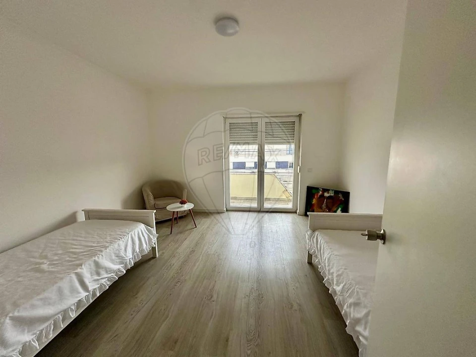 Apartamento T3 para Venda em Sesimbra (Castelo) Foto 23