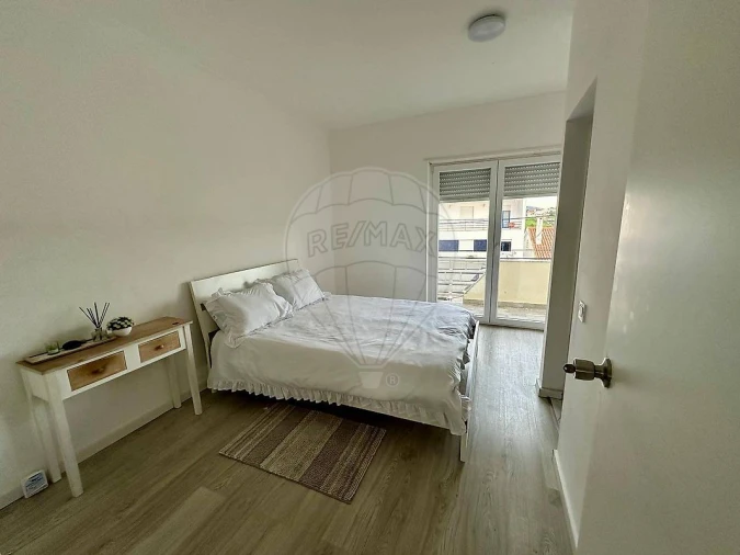 Apartamento T3 para Venda em Sesimbra (Castelo) Foto 12