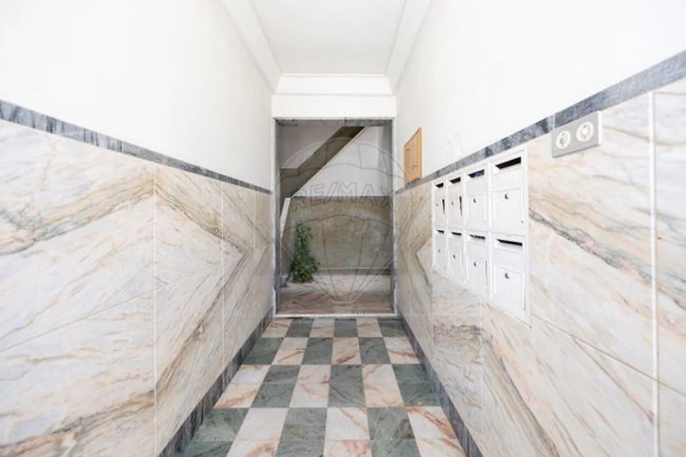 Apartamento T3 para Venda em Sesimbra (Castelo) Foto 4