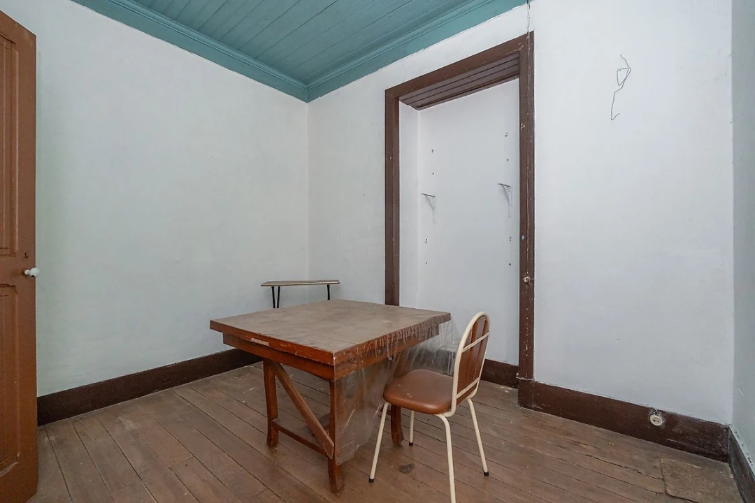 Moradia T4 para Venda em Pala Foto 9