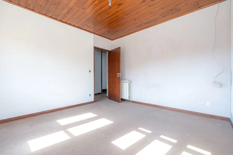 Moradia T4 para Venda em Pala Foto 15