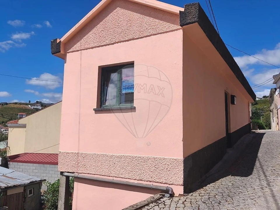 Moradia T2 para Venda em Fontes Foto 3