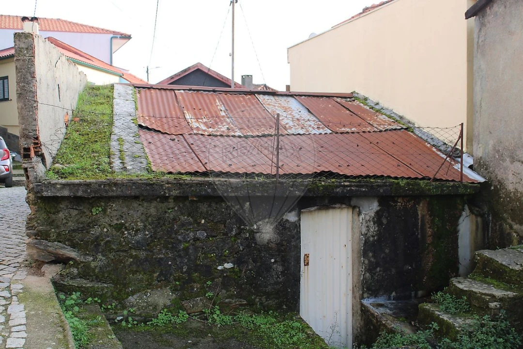 Moradia para Venda em Fontes Foto 1