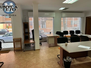 Escritório para Arrendamento em Avenidas Novas