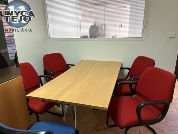 Escritório para Arrendamento em Avenidas Novas