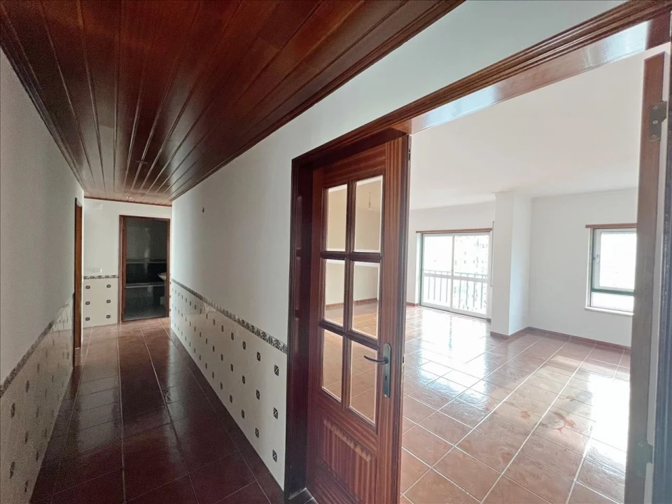 Apartamento T3 para Venda em Carregado e Cadafais Foto 4