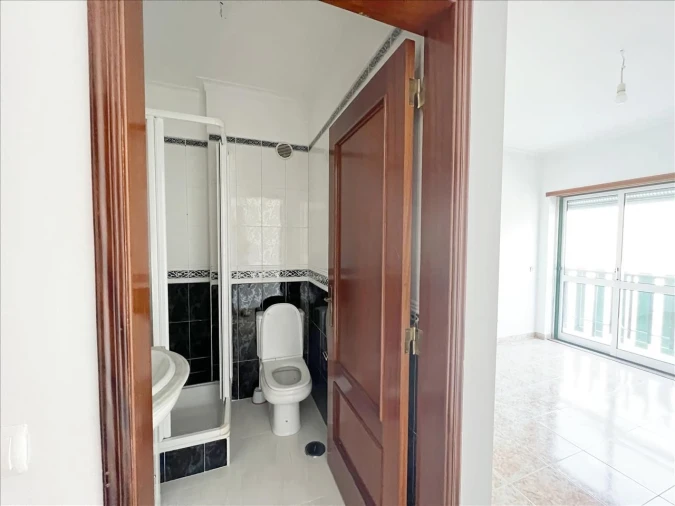 Apartamento T3 para Venda em Carregado e Cadafais Foto 21