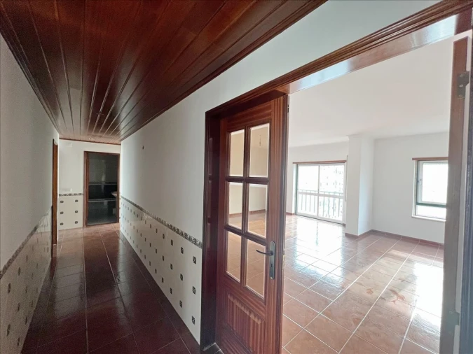 Apartamento T3 para Venda em Carregado e Cadafais Foto 4