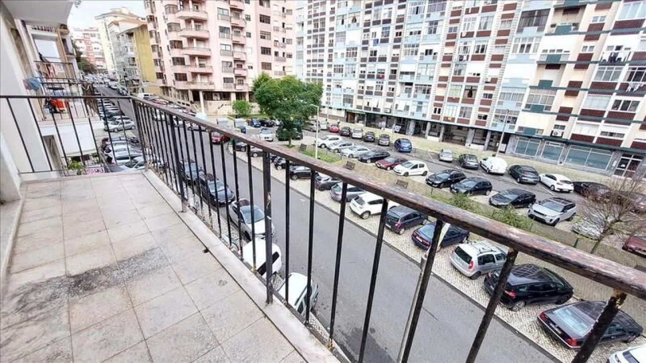 Apartamento T3 para Venda em Massamá e Monte Abraão Foto 4