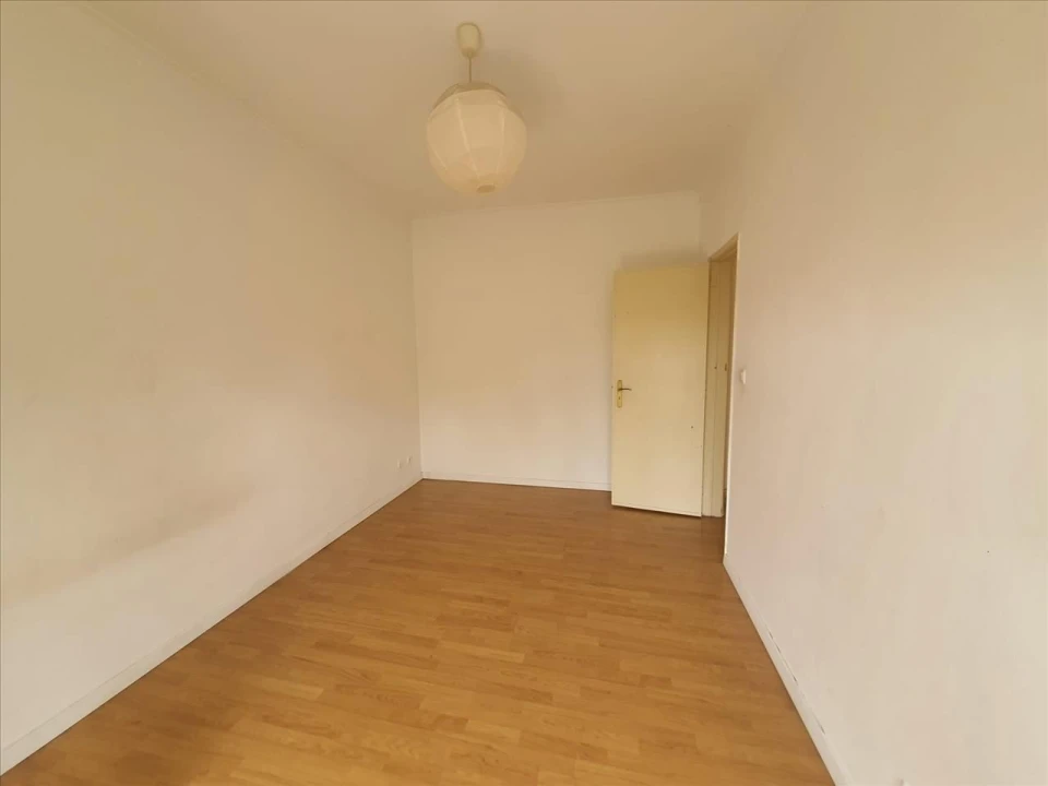 Apartamento T2 para Venda em Agualva e Mira-Sintra Foto 7