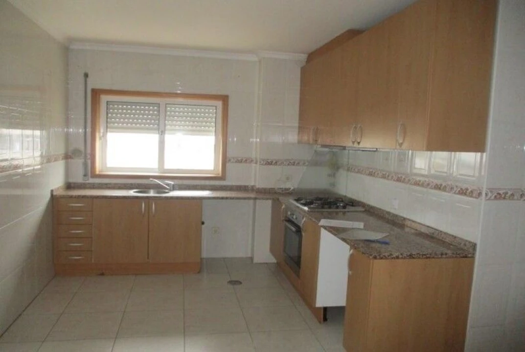 Apartamento T3 para Venda em O. Azeméis, Riba-Ul, Ul, Macinhata Seixa, Madail Foto 3