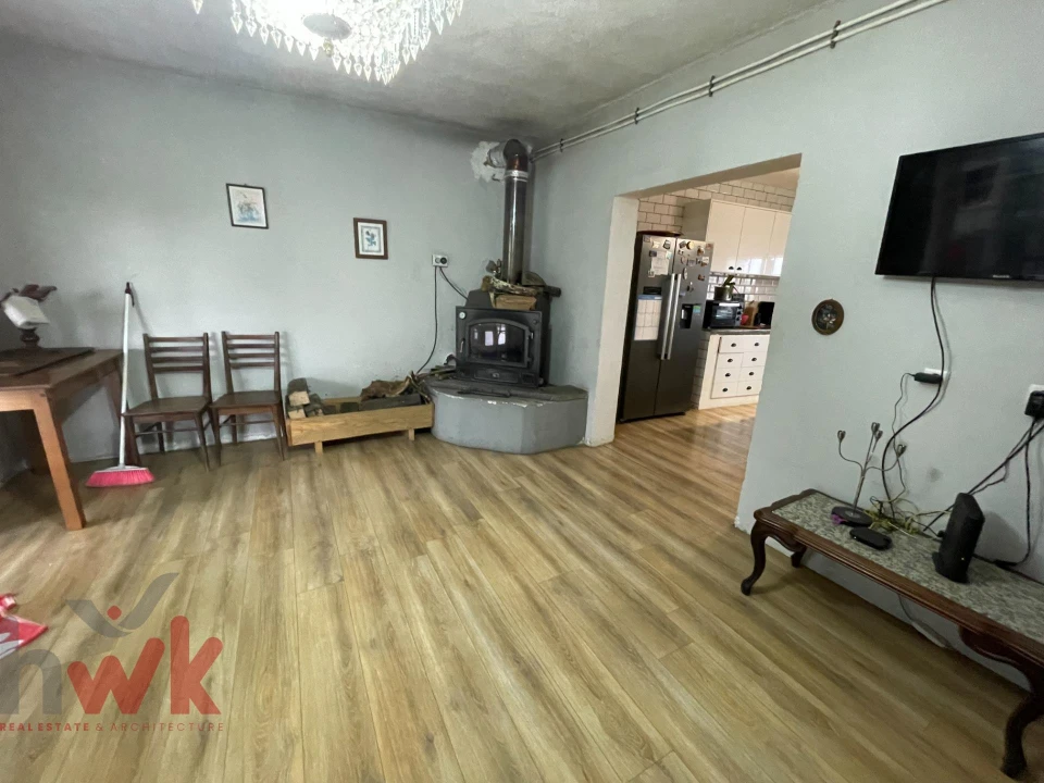 Moradia T11 para Venda em Seia, São Romão e Lapa dos Dinheiros Foto 7